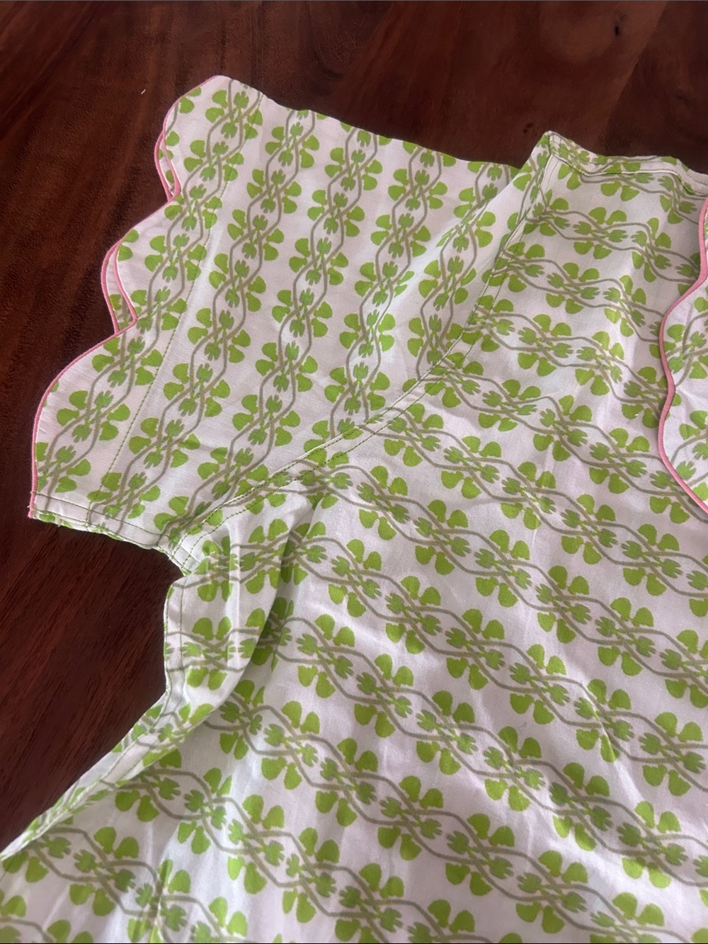 NWT Brooks Avenue Green Scalloped Pajama Set w/ Matching Bag Large - Picture 3 of 9